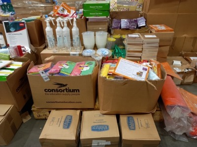 FULL PALLET OF STATIONARY ITEMS IE GLASS BEAKERS, FOAMED DOOR HANGERS, ELAPSED TIME RULERS, POCKET ROCKETS, PICTURE CAPTION MATCHING AND PUDDING BOWLS ETC