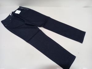 15 X BRAND NEW WALLIS PETITE DEMI SIDE ZIP JEANS UK SIZE 14 RRP £28.00 (TOTAL RRP £420.00)