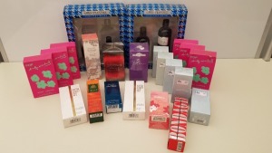 22 PIECE ASSORTED LOT CONTAINING GREY FLANNEL GEOFFREY BEENE GIFT SETS, BLUE EYES, ANDY WARHOL POPS, ALYSSA ASHLEY WHITE MUSK, DAVIDOFF COOL WATER, BEYONCE HEAT KISSED, ETC (PLEASE NOTE BOXES SLIGHTLY DAMAGED)