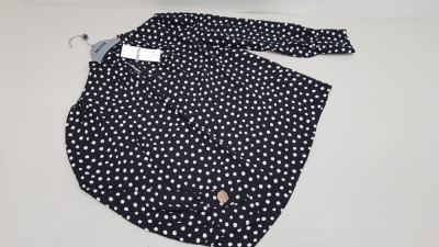 40 X BRAND NEW DOROTHY PERKINS PETITE DOTTED BLOUSES UK SIZE 8 AND 10 RRP £26.00 (TOTAL RRP £1040.00)