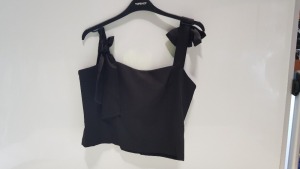 25 X BRAND NEW TOPSHOP ZIPPED HALF TOPS IN BLACK UK SIZE 10 RRP £29.00 (TOTAL RRP £725.00)