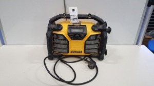 1 X DEWALT HEAVY DUTY RADIO