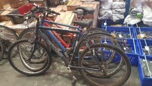 3 PIECE BIKE LOT CONTAINING 1 X CROSS HYBRID BIKE, 1 X RALEIGH MAX BIKE AND 1 X APOLL BIKE