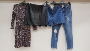 30 PIECE MIXED CLOTHING LOT CONTAINING MADE WELL DENIM JEANS, OASIS ANIMAL PRINT SKIRT, WAREHOUSE WOVEN FRONT TOP, OASIS KNITTED SKIRT, OASIS LEATHER SKIRT, WAREHOUSE DENIM SHORTS AND OASIS KNITTED TOP ETC