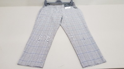 20 X BRAND NEW DOROTHY PERKINS PETITE CHEQUERED ANKLE GRAZER TROUSERS IN SIZES 4, 6, 8, 10 AND 14 RRP £22.00 (TOTAL RRP £440.00)