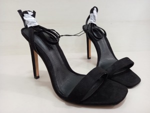 15 X BRAND NEW TOPSHOP WF SASKIA BLACK HEELS UK SIZE 4 RRP £29.00 (TOTAL RRP £435.00)