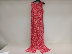 12 X BRAND NEW VILLA CLOTHES ORANGE FLOWER DETAILED JUMPSUITS IN VARIOUS SIZES RRP £45.00 - TOTAL £540