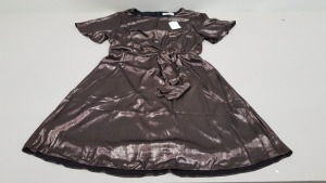 17 X BRAND NEW OASIS METALLIC STYLED DRESSES UK SIZE 14 RRP £50.00 (TOTAL RRP £850.00)