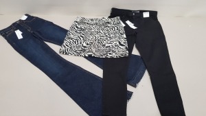 11 PIECE MIXED TOPSHOP CLOTHING LOT CONTAINING ZEBRA PRINT SKIRTS, JAMIE HIGH WAISTED SKINNY JEANS AND JAMIE HIGH WAISTED STRETCH FLARE JEANS