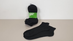 LARGE QUANTITY OF BRAND NEW REVOLUTION SPORTS SOCKS (UNISEX) SIZE 6-11