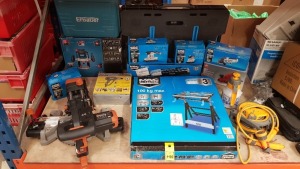 14 PIECE ASSORTED TOOL RETURNS LOT IE ANGLE GRINDER, VICE BENCH, TABLE SAW, SANDER, HEAT GUN, ROUTER ETC