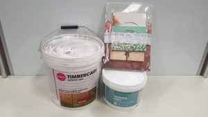 15 PIECE ASSORTED LOT CONTAINING 4 X 9L RED CEDAR COLOURS TIMBERCARE, 1 X 2.5L GOODHOME WINDOWSILLS AND TRIMS MASONRY PAINT (CAMPINAS) AND 10 X A LITTLE WONDERFULL 3 PIECE JOURNAL GIFT SET.