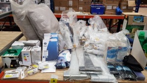 LARGE QUANTITY ASSORTED LOT CONTAINING EZI-MELT, DIALL LED BULBS, DIALL ACCESSORIES, HARRIS FILLING & SPREADING SET, LINT ROLLERS ETC