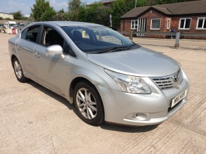 SILVER TOYOTA AVENSIS TR D-4D. ( DIESEL ) Reg : WN11 NXR Mileage : 152768 Details: WITH 2 KEYS, WITH V5, ENGIZE SIZE: 1998CC, MOT UNTIL 18/03/2022, CRUISE CONTROL, CLIMATE CONTROL, SAT NAV, SERVICE HISTORY