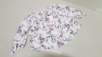 18 X BRAND NEW MISS SELFRIDGE PETITES FLOWER CROP TOP IN SIZE UK 6 RRP £28.00 (TOTAL £504.00)