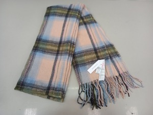 30 X BRAND NEW TOPSHOP LONG CHEQUERED SCARFS IN ONE SIZE RRP £20.00 (TOTAL RRP £600.00)