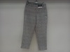 12 X BRAND NEW DOROTHY PERKINS PETITE CHEQUERED ANKLE GRAZERS UK SIZE 8, 10 AND 16 RRP £22.00 (TOTAL RRP £268.00) (PICK LOOSE)