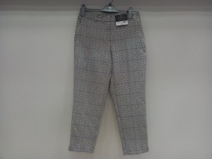 12 X BRAND NEW DOROTHY PERKINS PETITE CHEQUERED ANKLE GRAZERS UK SIZE 8, 10 AND 16 RRP £22.00 (TOTAL RRP £268.00) (PICK LOOSE)