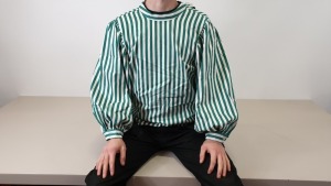 17 X BRAND NEW TOPSHOP GREEN / WHITE STRIPPED LONG SLEEVED TOPS - SIZE UK 14