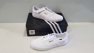 6 X BRAND NEW ADIDAS ORIGINALS TRIPLE WHITE 3MC TRAINERS UK SIZE 6.5 (PLEASE NOTE SOME SHOES ARE MARKED CAN BE REMOVED WITH BLEACH AND OR SOAPY WATER)