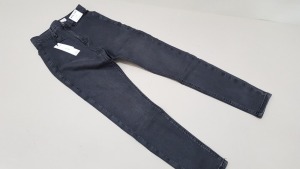 17 X BRAND NEW TOPSHOP JONI SUPER HIGH WAISTED SKINNY JEANS UK SIZE 8 RRP £36.00 (TOTAL RRP £612.00)