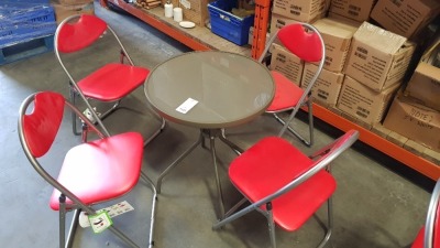 1 X RED & GREY PARIS BISTRO / GARDEN / CAFÉ ROUND TABLE & 4 FOLDING CHAIR SET