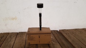 21 X BRAND NEW SETS OF 10 SOLAR LIGHTS (210 TOTAL)
