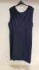 20 X BRAND NEW DOROTHY PERKINS NAVY SLEEVELESS DRESSES UK SIZE 16 RRP £25.00 (TOTAL RRP £500.00)