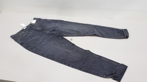 13 X BRAND NEW TOPSHOP MOM HIGH WAISTED TAPERED LEG TALL JEANS UK SIZE 14 RRP £40.00 (TOTAL RRP £520.00)