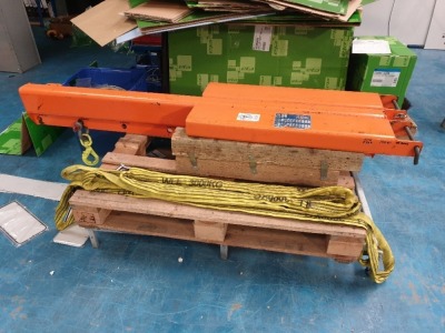 INVICTA FORTRESS LIFTING FRAME FORKLIFT ATTACHMENT WITH LIFTING HOOK AND VARIOUS LIFTING SLINGS (LOTS 4001-4041 ARE LOCATED IN GATESHEAD - COLLECTION WILL BE THURSDAY 2ND SEPTEMBER ONLY BY APPOINTMENT - FULL DETAILS WILL BE PROVIDED TO WINNING BIDDERS)