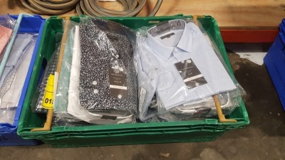 20 X BRAND NEW TAYLOR & WRIGHT SHIRTS IN VARIOUS COLOURS, STYLES AND SIZES