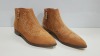 18 X MISS SELFRIDGE BETHANY TAN HEELED ANKLE BOOTS UK SIZE 5 RRP £45.00 (TOTAL RRP £810.00) NOTE: LABELS HAVE BEEN STRUCK OUT / DELABELLED