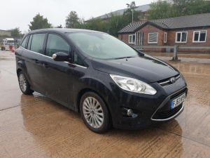 BLACK FORD GRAND C-MAX TITANIUM TDCI. ( DIESEL ) Reg : FJ63NVH Mileage : 53266 Details: WITH 2 KEYS, WITH V5, MOT UNTIL 24/08/2021, CLIMATE CONTROL, CRUISE CONTROL, SONY STERIO, 7 SEATS, SLIDING REAR DOORS, SERVICE HISTORY TO 39260, ENGINE SIZE: 1560CC