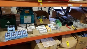 35+ PIECE ASSORTED LOT CONTANING AUTOLAMPS QUALITY VEHICLE BULBS, FIRST AID KITS, AIR CONNECTORS AND ELECTRIC CONNECTORS AND CUPBOARDS KNOBS ETC