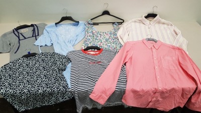 30 PIECE MIXED JACK WILLS WOMENS CLOTHING LOT CONTAINING TOPS, JUMPERS, DRESSES AND VESTS ETC