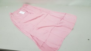 45 X BRAND NEW VILLA CLOTHES BRIDAL ROSE SKIRTS SIZE MEDIUM AND LARGE RRP £26.00 (TOTAL RRP £1170.00) (PICK LOOSE)