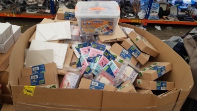 FULL PALLET CONTAINING LARGE QUANTITY OF ASSORTED ITEMS IE 60 PIECE TERRA REPTILES TOYS, TTS FRENCH LEARNING VIDEOS, A4 PACK OF TRANSFILE PACK OF 10, TTS BAGHDAD TIMELINE , FOLDERS ETC