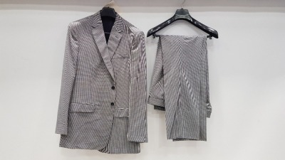 3 X BRAND NEW LUTWYCHE HAND TAILORED LIGHT GREY PATTERNED SUITS SIZE 48R (PLEASE NOTE SUITS ARE NOT FULLY TAILORED)