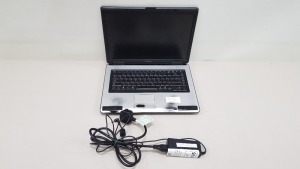 TOSHIBA LAPTOP WINDOWS VISTA - WITH CHARGER