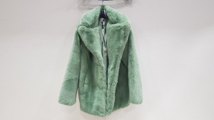 10 X BRAND NEW TOPSHOP GREEN FAUX FUR JACKETS IN VARIOUS SIZES