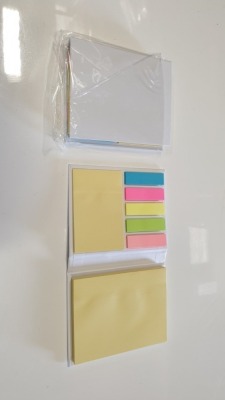 104 X DESK BUDDY POST IT HOLDERS - WITH 2 YELLOW POST IT STYLE PADS AND 5 PADS OF COLOURED PAGE