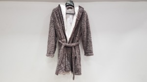 7 X BRAND NEW TOPSHOP FAUX FUR SUEDE DRESSING GOWN SIZE MEDIUM RRP £32.00 (TOTAL RRP £224.00)