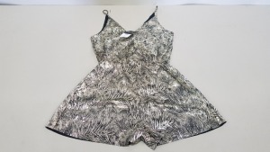 12 X BRAND NEW TOPSHOP GOLD DRESSES UK SIZE 12 RRP £36.00 (TOTAL RRP £432.00)