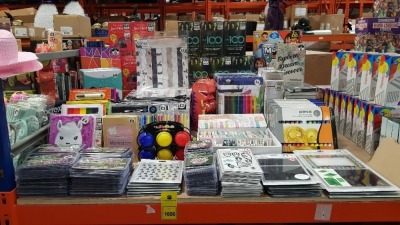 LARGE QUANTITY ASSORTED LOT CONTAINING THE 100 4 BOOK COLLECTION, RIBBONS, ACRYLIC PAINT SETS, REVISION STATIONERY SET, BOOKS, LARGE DIES, EMBOSSING FOLDER, TONING WHEEL, DECORATE YOUR OWN MEMORY BOX ETC