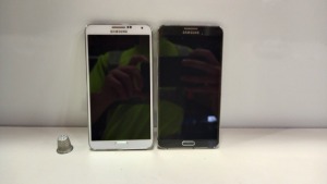 2 X SAMSUNG PHONES LIVE DEMO UNITS NO BATTERIES OR CHARGER