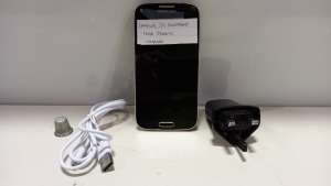 SAMSUNG S4 SMARTPHONE 16GB STORAGE - WITH CHARGER