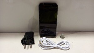 MOTOROLLA MOTO G 2ND GEN 8GB STORAGE - WITH CHARGER