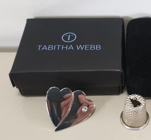224 X BRAND NEW AVON INDIVIDUALLY BOXED DOMESTIC VIOLENCE T BY TABITHAS WEBB PIN
