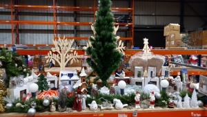 150 + PIECE MIXED PREMIER CHRISTMAS DECORATION LOT CONTAINING A CHRISTMAS TREE, MINI ANGEL STATUES, LIGHT UP WOODEN HOUSE, LIGHT UP IGLOO, LED PULL LIGHTS AND HO HO HO SIGNS ETC