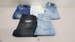 5 X PAIRS OF BRAND NEW G-STAR RAW JEANS IN VARIOUS STYLES & COLOURS IE. LIGHT BLUE, & DARK BLUE - RRP £400 - SIZE 24